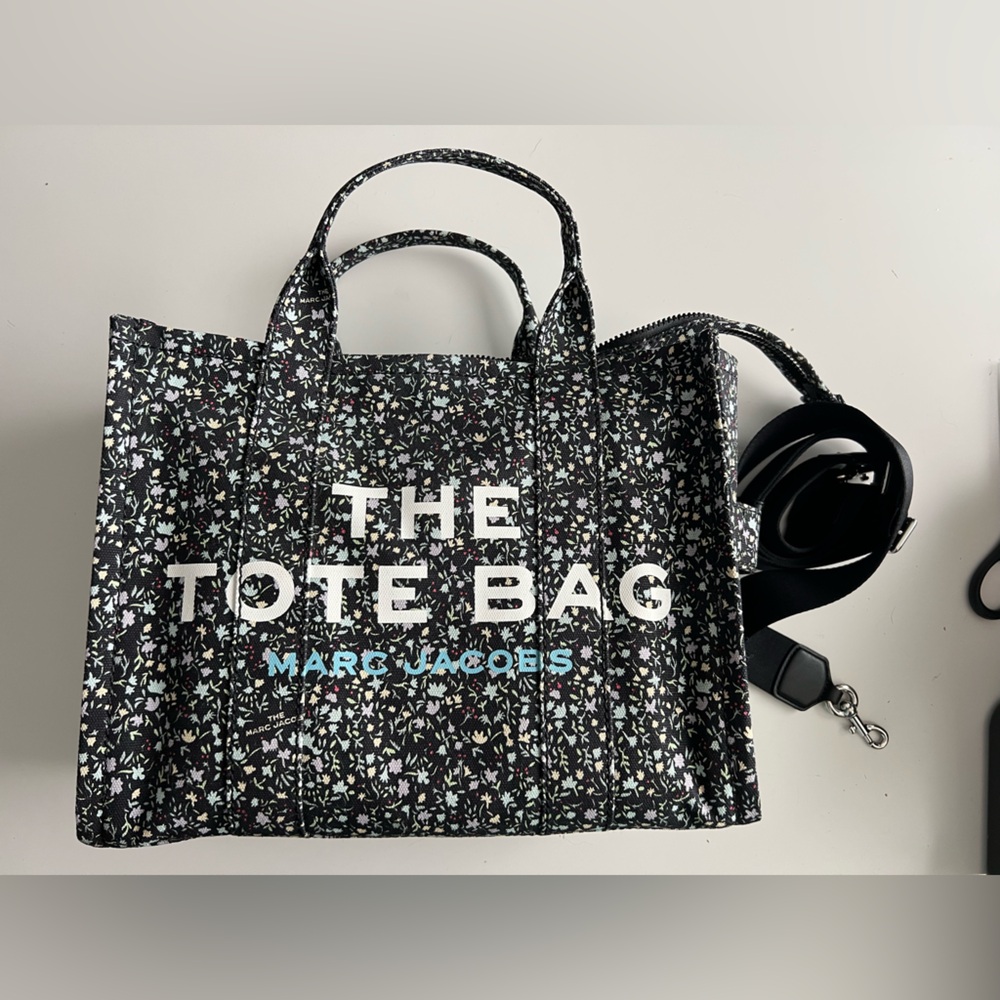 Marc Jacobs Traveler Medium (small) Black Floral Tote Bag